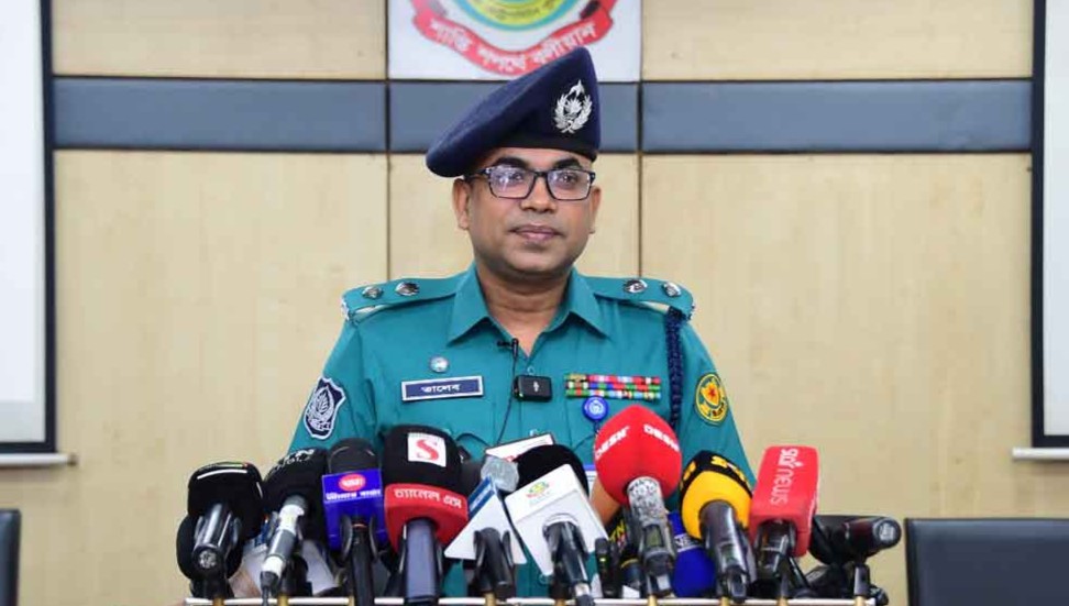 তৎপরতা জানান দিতে আ.লীগের ঝটিকা মিছিল, ১০ মাসে গ্রেফতার ৩০০০